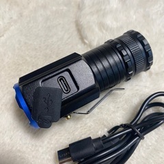 【新品】LEDライト　専用ケース付きの画像