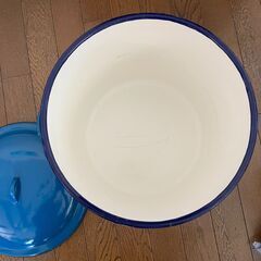 ホーロー大鍋の画像