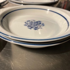 レトロかわいいシンプルなブルーのお皿　4種のペアセット　8枚の画像