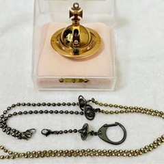 ヴィヴィアン ウエストウッド　ゴールドオーブライターの画像