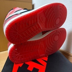 Nike Air Jordan 1 スパイダーマンの画像