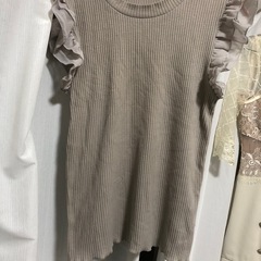 トップス レディースの画像