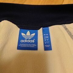 アディダス　トラックジャージの画像