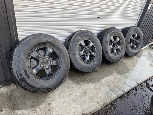 お話中/275/70R16 スタッドレスタイヤホイール4本セット