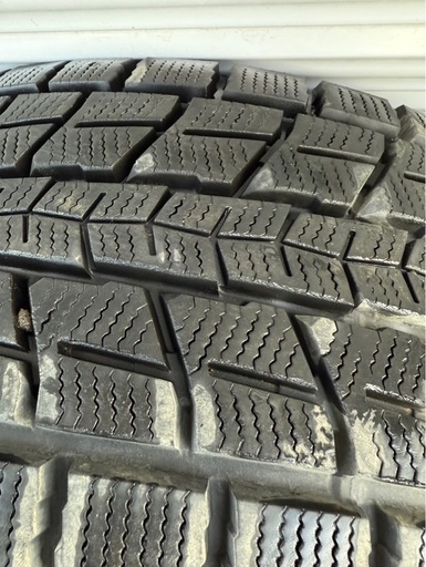 お話中/275/70R16 スタッドレスタイヤホイール4本セット
