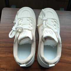 新品 23cm レディース スニーカー ホワイト シューズ 靴 カジュアル 識別番号:(929-Z)の画像