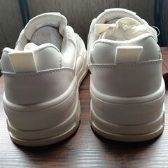 新品 23.5cm レディース スニーカー ホワイト シューズ 靴 カジュアル 識別番号:(926-Z)の画像