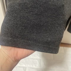 新品♡VネックロンTの画像