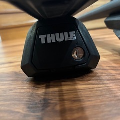 【THULE】ベースキャリアとウイングバーセットの画像