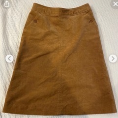 プーラフリーム　膝丈スカートの画像