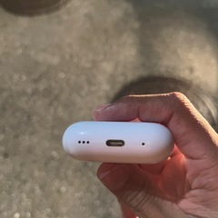 AirPodsPro  第二世代　正規品　美品　付属品あり　最終値下げの画像