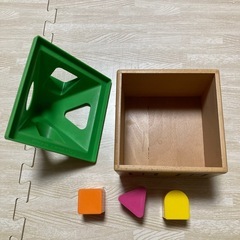 IKEA ★ 型はめパズル　パズルボックス　知育玩具　人気の画像