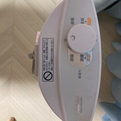 トヨトミ電気ストーブの画像