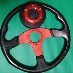 ステアリングとホーンボタンとアダプタ付き　　の画像