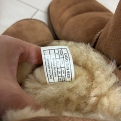 UGG アグ オーストラリア クラシックショート　ムートンブーツ 24cm の画像