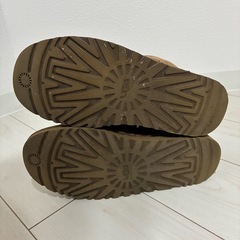 UGG アグ オーストラリア クラシックショート　ムートンブーツ 24cm の画像