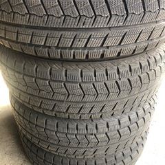 海外製 185/60r15 スタッドレス 4本