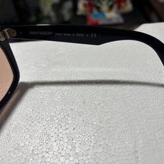 レイバン　ウェイファラー
の画像