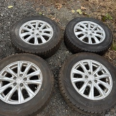 冬用タイヤ 195/65/r15の画像