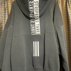 adidas スエットの画像