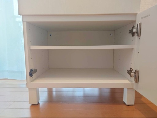 【取引日4/1〜4/6限定】棚4つ テレビ台 IKEA BESTA ベストー