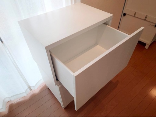 【取引日4/1〜4/6限定】棚4つ テレビ台 IKEA BESTA ベストー