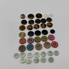 ボタン　まとめ売りの画像