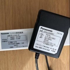 Panasonic LED デスクスタンド　SQ-LC522　デスクライト　デスクランプ　スタンドライト　照明器具　照明の画像