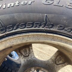 プリウスなど‼️スタッドレス‼️205/65R15 東北6県無料配送対応‼️爆安‼️最終値下げ‼️超超超バリ溝❗ スタッドレス❗ アルミ付き 国産 タイヤ !!　スタッドレス　プリウスの画像