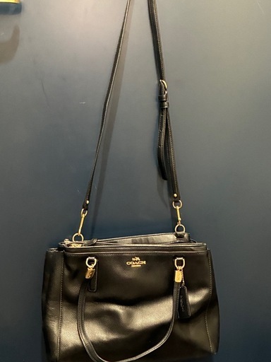 COACH 本革ショルダーバッグ ブラック