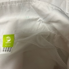 (決まりました)👤adidasウインドブレーカー(上下サイズ別)♪未使用に近いが一部汚れありの画像