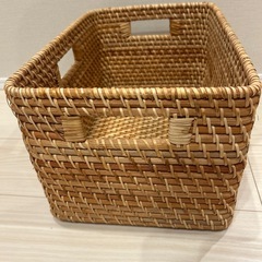 ニトリ　ラタンバスケット　レギュラーの画像
