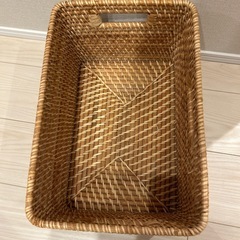ニトリ　ラタンバスケット　レギュラーの画像