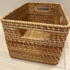 ニトリ　ラタンバスケット　レギュラーの画像