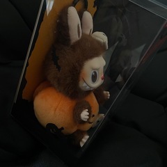 ラブブ　ポップマート　ハロウィンげんて限定の画像