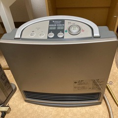 ガスファンヒーター　4台の画像