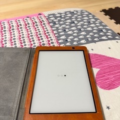 Kobo、7.8インチの防水電子書籍リーダー 「Kobo Aura ONEの画像