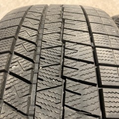 DUNLOP WM03 225/45R18 4本 スタッドレスタイヤ中古 バリ山 エスティマクラウンオデッセイなどに
の画像