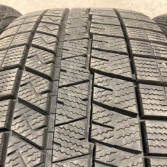 DUNLOP WM03 225/45R18 4本 スタッドレスタイヤ中古 バリ山 エスティマクラウンオデッセイなどに
の画像