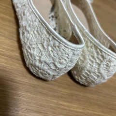 【美品】　総レース　パンプス　23.5の画像