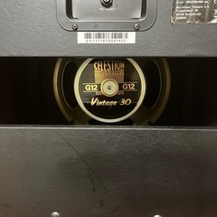 ギターアンプ　キャビネット　vintage30搭載の画像