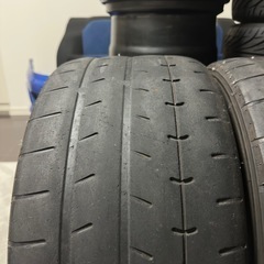 A052 4本 2022年製 255/40/17の画像