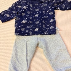 90 男の子　冬服の画像