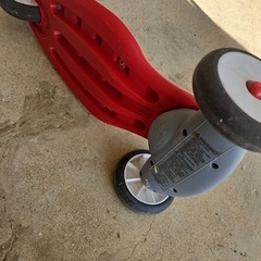 人気のラジオフライヤー キッズキックボード 3輪の画像