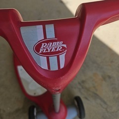 人気のラジオフライヤー キッズキックボード 3輪の画像