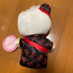 民族衣装を着たダニエルの画像