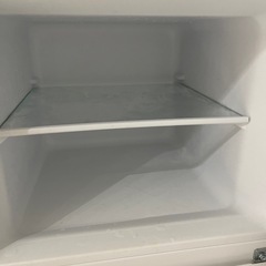 冷蔵庫、冷凍庫、白、冷えません の画像