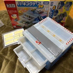 トミカ　パーキング
ケースの画像