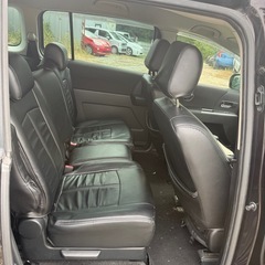 マツダ プレマシーの画像