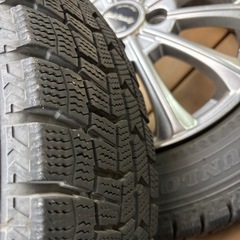 スタッドレスタイヤ(ホイール付き)4本セット155/65R14 75Qの画像